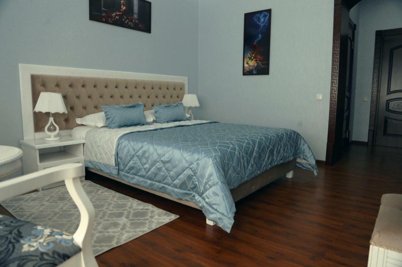 Bravolyuks Hotel Urgench Eksteriør bilde